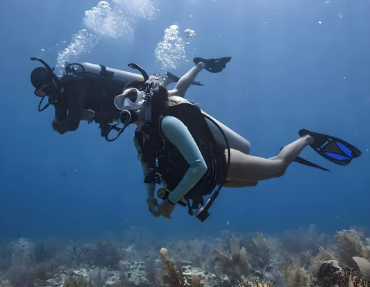 Full Face Snorkel Mask vs Scuba Gear: What’s the Difference?